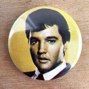 ELVIS PRESLEY vintage pinback button badge 1"